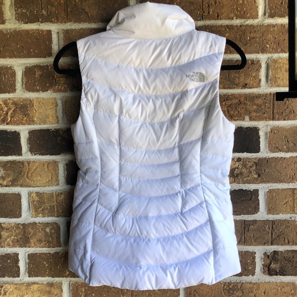 THE NORTH FACE White 550 Goose Down Aconcagua Vest - Picture 10 of 16